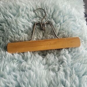 The Setwell 1950s Wood Pant Hanger